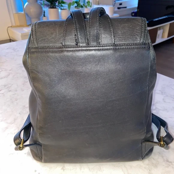 Vintage Coach Legacy West Leather Drawstring Backpack / Black Vintage Coach Legacy West Large Backpack | Style 9827  main image 4